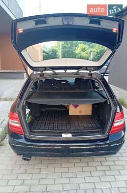 Универсал Mercedes-Benz C-Class 2011 в 