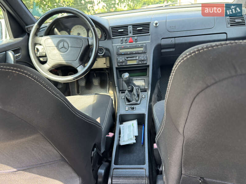Седан Mercedes-Benz C-Class 1999 в Переяславе фото 17 Седан Mercedes-Benz C-Class 1999 в Переяславе