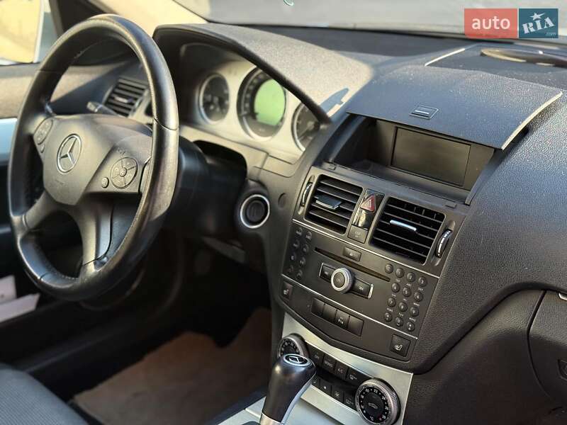Универсал Mercedes-Benz C-Class 2008 в Одессе