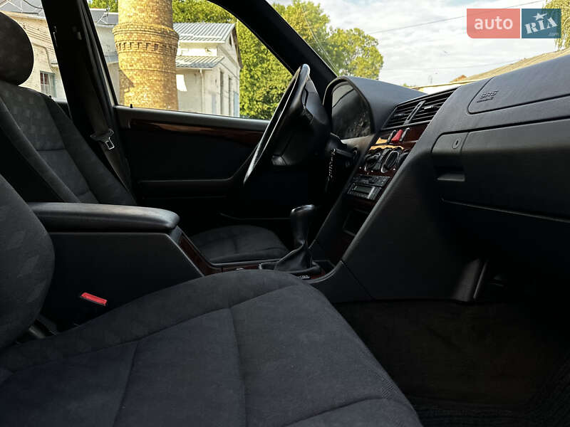 Седан Mercedes-Benz C-Class 1996 в Вінниці фото 19 Седан Mercedes-Benz C-Class 1996 в Вінниці