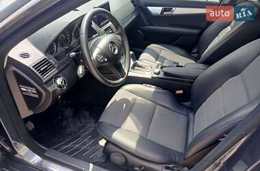 Седан Mercedes-Benz C-Class 2009 в 