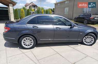 Седан Mercedes-Benz C-Class 2009 в 