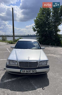 Седан Mercedes-Benz C-Class 1995 в 