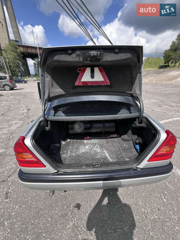 Седан Mercedes-Benz C-Class 1995 в Киеве