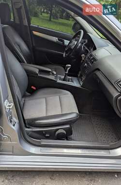 Универсал Mercedes-Benz C-Class 2009 в 