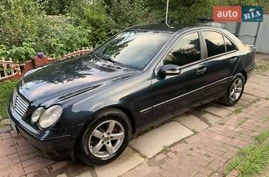 Седан Mercedes-Benz C-Class 2001 в Львові