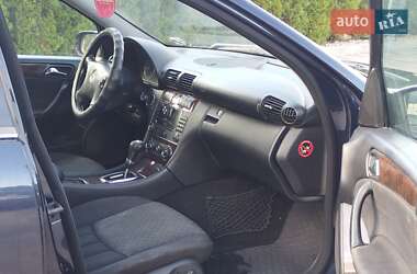 Универсал Mercedes-Benz C-Class 2004 в 