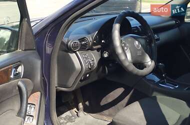 Универсал Mercedes-Benz C-Class 2004 в 