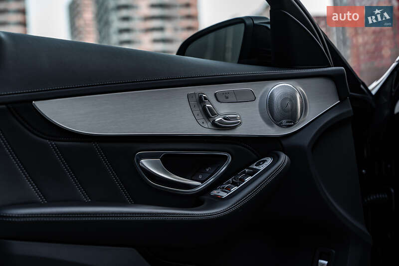 Седан Mercedes-Benz C-Class 2019 в Києві