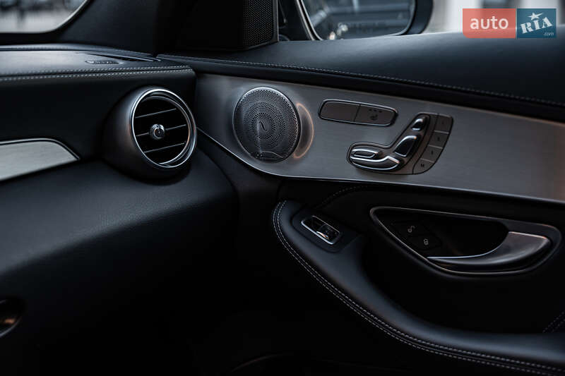 Седан Mercedes-Benz C-Class 2019 в Києві