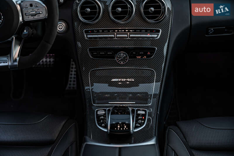Седан Mercedes-Benz C-Class 2019 в Киеве
