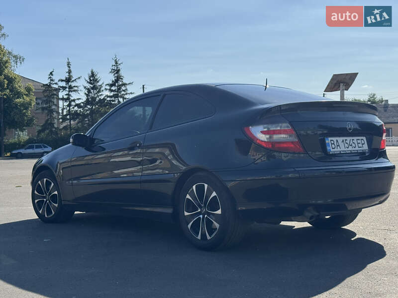 Купе Mercedes-Benz C-Class 2005 в Гайвороне