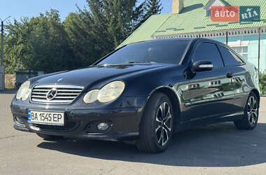 Купе Mercedes-Benz C-Class 2005 в 