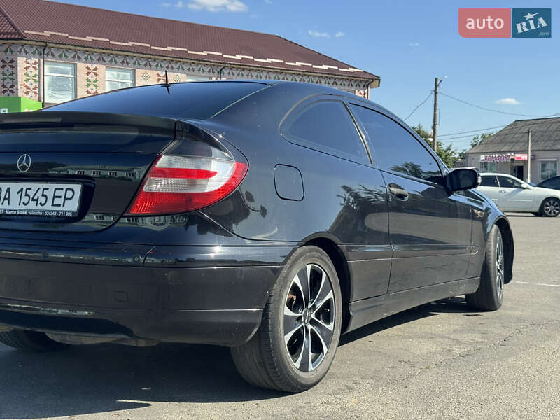 Купе Mercedes-Benz C-Class 2005 в Гайвороне