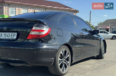 Купе Mercedes-Benz C-Class 2005 в 