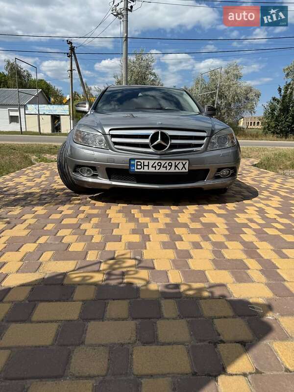 Mercedes-Benz C-Class 2007