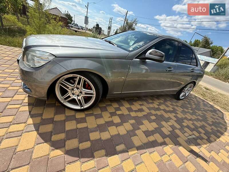 Седан Mercedes-Benz C-Class 2007 в Измаиле фото 5 Седан Mercedes-Benz C-Class 2007 в Измаиле