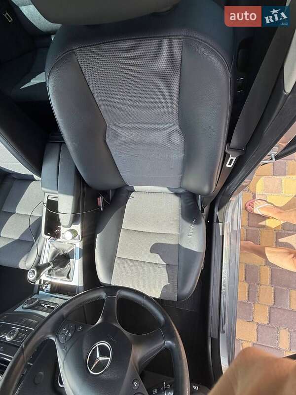 Седан Mercedes-Benz C-Class 2007 в Измаиле фото 17 Седан Mercedes-Benz C-Class 2007 в Измаиле