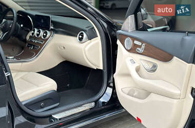 Седан Mercedes-Benz C-Class 2021 в 