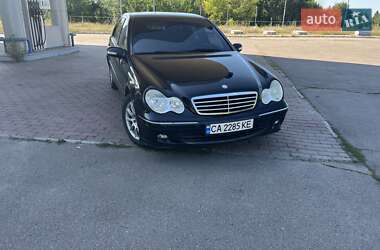 Седан Mercedes-Benz C-Class 2006 в 