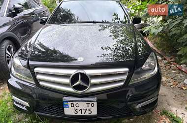 Седан Mercedes-Benz C-Class 2012 в Львове