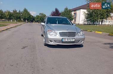 Седан Mercedes-Benz C-Class 2005 в 