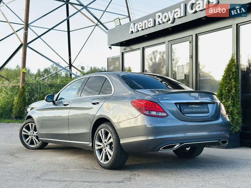 Седан Mercedes-Benz C-Class 2018 в Харькове