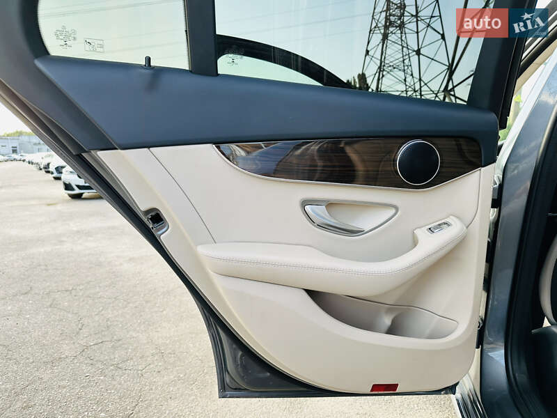 Седан Mercedes-Benz C-Class 2018 в Харькове