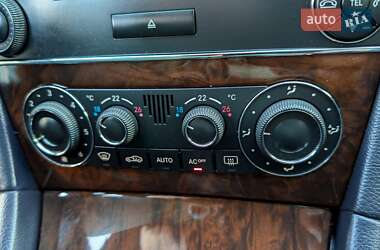 Седан Mercedes-Benz C-Class 2004 в 