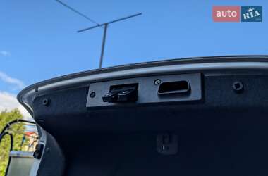 Седан Mercedes-Benz C-Class 2004 в 