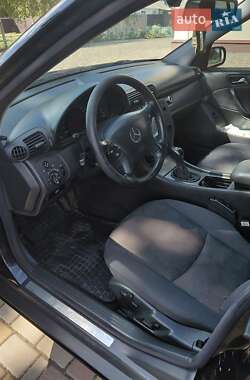 Универсал Mercedes-Benz C-Class 2002 в 
