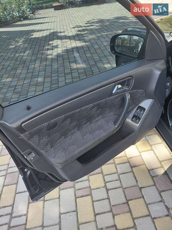 Универсал Mercedes-Benz C-Class 2002 в Полтаве