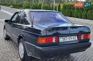 Седан Mercedes-Benz C-Class 1992 в 