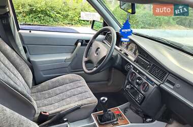 Седан Mercedes-Benz C-Class 1992 в 