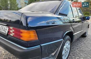 Седан Mercedes-Benz C-Class 1992 в 
