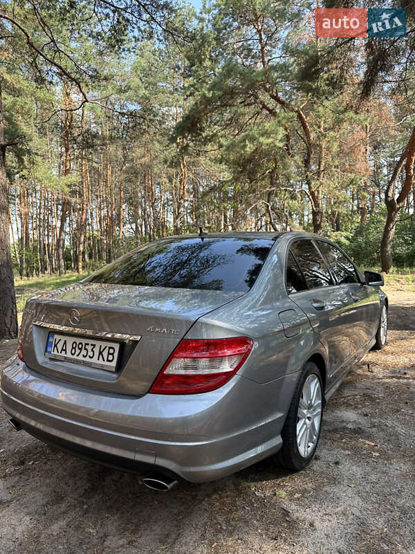 Седан Mercedes-Benz C-Class 2011 в Полтаве
