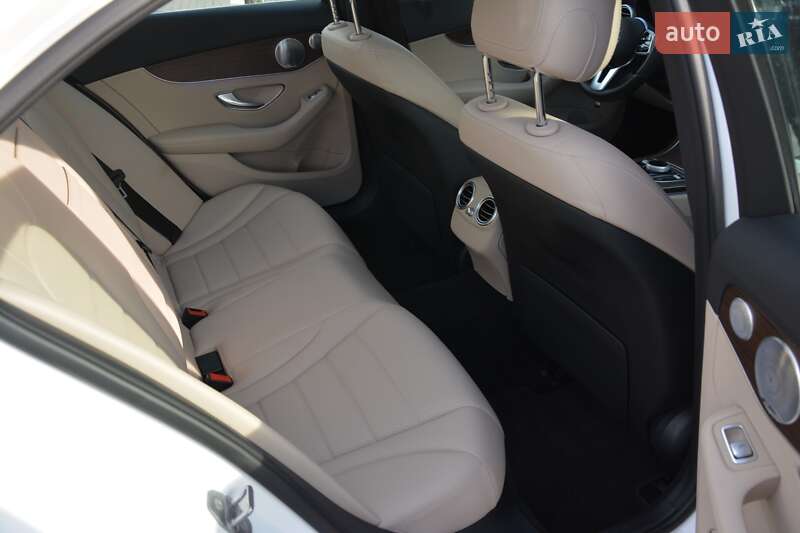 Седан Mercedes-Benz C-Class 2019 в Киеве