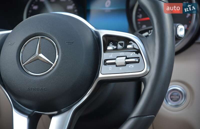 Седан Mercedes-Benz C-Class 2019 в Киеве