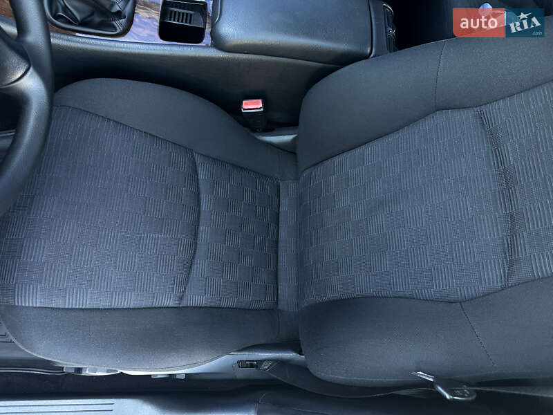 Седан Mercedes-Benz C-Class 2007 в Дубно