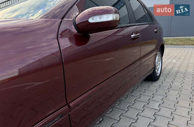 Седан Mercedes-Benz C-Class 2000 в 