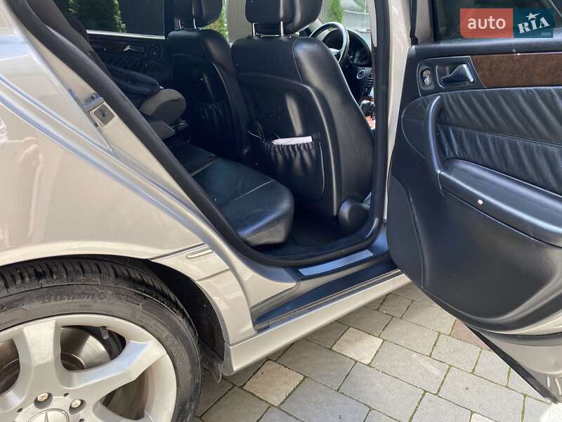 Универсал Mercedes-Benz C-Class 2006 в Кривом Роге