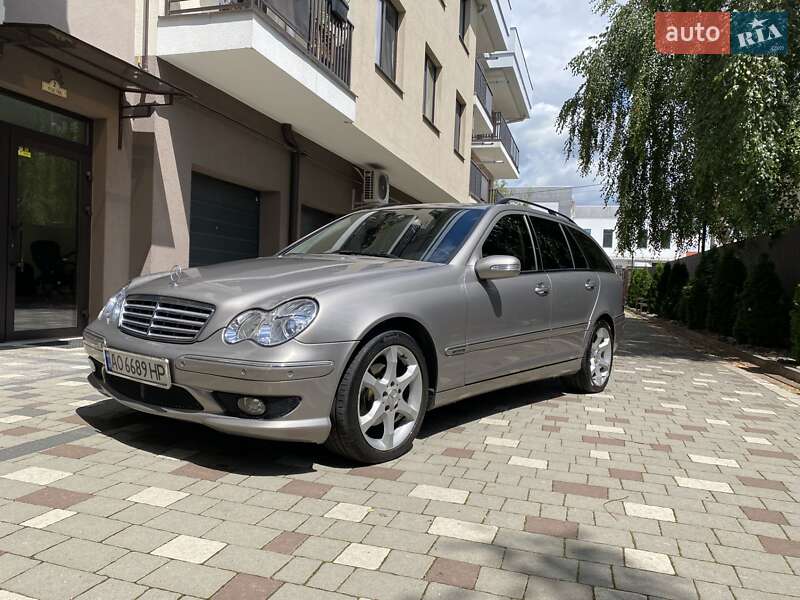 Универсал Mercedes-Benz C-Class 2006 в Кривом Роге