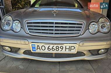 Универсал Mercedes-Benz C-Class 2006 в 