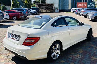 Купе Mercedes-Benz C-Class 2011 в 
