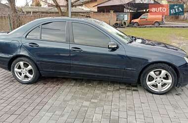 Седан Mercedes-Benz C-Class 2001 в 