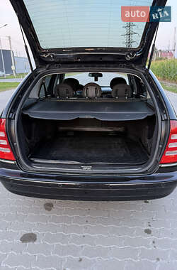Универсал Mercedes-Benz C-Class 2003 в 