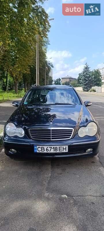 Универсал Mercedes-Benz C-Class 2004 в Киеве