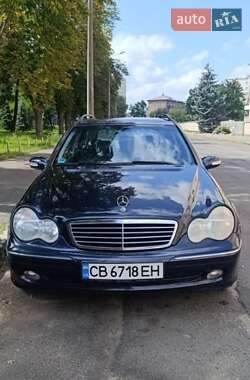 Универсал Mercedes-Benz C-Class 2004 в 