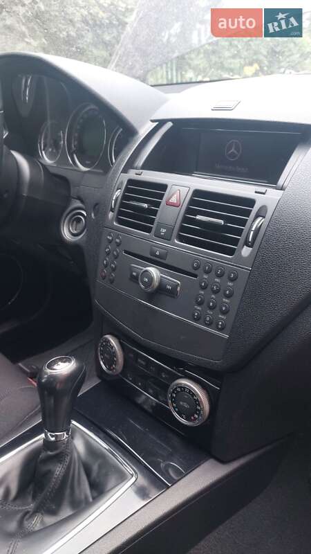 Универсал Mercedes-Benz C-Class 2010 в Ровно