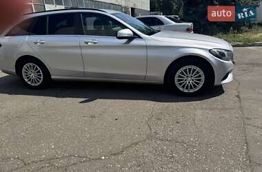 Универсал Mercedes-Benz C-Class 2015 в 